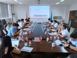 京城機(jī)電黨委副書記、總經(jīng)理王軍一行蒞臨華德液壓調(diào)研指導(dǎo)工作